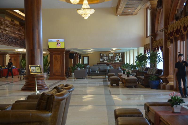 Bayon Era Hotel Siem Reap Bagian luar foto